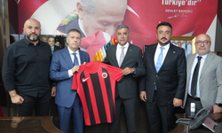 Gençlerbirliği yönetiminden MHP Ankara İl Başkanlığı'na dikkat çeken ziyaret