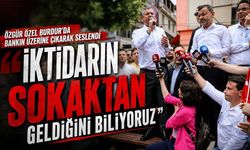 Özgür Özel Burdur’da bankın üzerine çıkarak seslendi: “İktidarın sokaktan geldiğini biliyoruz”