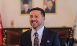 Rasim Arı AK Parti'ye mi geçti? Rasim Arı kimdir? Rasim Arı hangi partiden belediye başkanı seçildi?