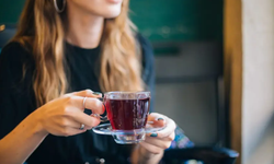 Su yerine çay ve kahve içenler dikkat! Uzman uyardı
