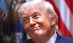Trump'ın yatırım portföyünde dikkat çeken değişim: Yapay zeka devini sattı, o hisseye yatırım yaptı!
