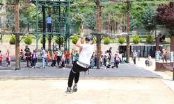 Macera parkı yeniden çocuk sesleriyle doldu