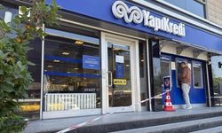 Esenyurt'ta Yapı Kredi Bankası şubesine silahlı saldırıda olay yeri görüntülendi