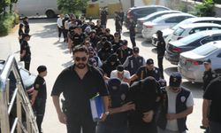 2,3 milyarlık yasa dışı bahis operasyonunda 14 şüpheli adliyede