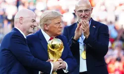 Trump, zorla Dünya Kupası fotoğrafına girdi: FIFA Başkanı bile ikna edemedi