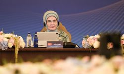 Emine Erdoğan'dan dijital dünya uyarısı: "Algoritmaların kara kutusu açılmalı"