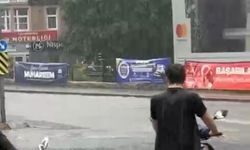 İstanbul'da beklenen sağanak başladı! Yollar göle döndü