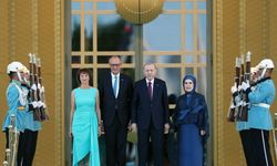Şansölye Merz'den Türkçe teşekkür
