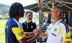 Fenerbahçe'de Ake heyecanı: İlk idmanına çıktı