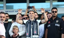 Kartal'ın yeni yıldızı Trossard İstanbul'da: "Karşılama inanılmaz"
