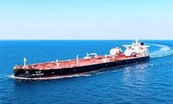 Umman denizinde petrol tankerlerine saldırı: 3 gemi hedef alındı