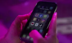 Çekya'dan radikal karar: Okullarda cep telefonu yasaklanıyor