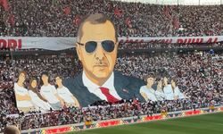 TÜGVA'nın RAMS Park koreografisi gündem oldu: Erdoğan ve Osmanlı padişahları aynı koreografide yer aldı