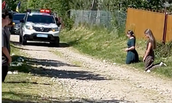 Ukrayna'da duygulandıran törenler! Asker cenazeleri geçerken tüm mahalle diz çöküyor