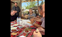 Protokolü bıraktı köy kahvesine oturdu: Bakan Fidan'ın kahvaltısı çok konuşuldu!