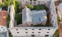 Arsasını vermeyince evin etrafına ev yaptılar!