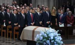 Beyaz Saray'da destansı cenaze töreni: Netanyahu, Trump ve Zelenski aynı karede