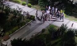 Esenyurt’ta havai fişek kavgası! İki aile site bahçesinde birbirine girdi