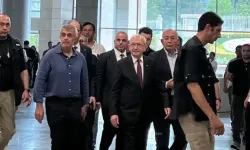 Kılıçdaroğlu ve Gürsel Tekin, Deniz Göktaş’a destek için adliyeye geldi