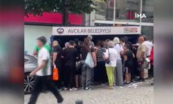 Çöpe atılan kılıflar için kuyruğa girdiler!
