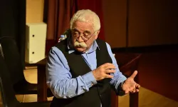 Levent Kırca kimdir? Türk mizahının unutulmaz ustasının hayat hikâyesi
