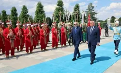 Cumhurbaşkanı Erdoğan'dan net hatırlatma: "Milli meseleler siyasi polemiklerin aparatı yapılamaz"
