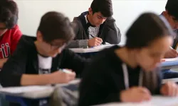 MEB yönetmeliğinde kapsamlı değişiklik: Okullarda hangi kurallar değişti?
