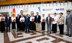 “Yeni Özbekistan” kitabı Kırgız okurlarla buluştu