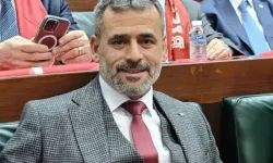 AK Partili belediye başkanına bıçaklı saldırı!