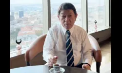 Japon Bakan Türk kahvesi içip fal kapattı