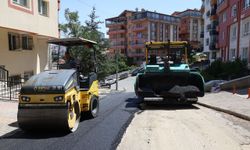 Mamak'ta asfalt seferberliği! Yollar tek tek yenileniyor