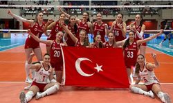 17 yaş altı Kadın Milli Voleybol takımı Dünya Şampiyonası'nda Tayland'ı mağlup etti