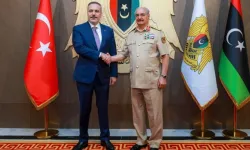 Dışişleri Bakanı Hakan Fidan, Libya Ulusal Ordusu komutanlarıyla Bingazi'de görüştü
