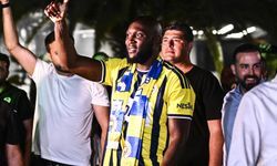 Fenerbahçe'nin yeni golcüsü Lukaku İstanbul'da: "Şampiyonluk için buradayım"