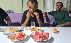 İlk sözü "karnım aç" oldu