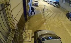 Esenyurt’ta eski sevgili dehşeti: Binayı kundakladı, camları kırdı