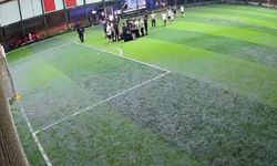 Askerden yeni dönen 20 yaşındaki genç halı sahada hayatını kaybetti