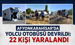 Afyonkarahisar’da yolcu otobüsü devrildi: 22 kişi yaralandı