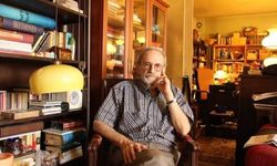 Yüzlerce dünya klasiğini Türkçeye kazandırdı, bir neslin okuma alışkanlığını değiştirdi… Ahmet Cemal kimdir?