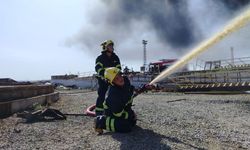 Petrol tankında yangın çıktı!