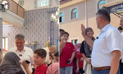 Kur’an kursunda dikkat çeken anlar! Çocuklardan başkana “Manifest” isteği