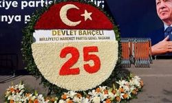 MHP lideri Bahçeli'den AK Parti'ye anlamlı 25. yıl jesti