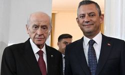 Bahçeli ile Özel arasında YENİ Parti diyaloğu: "Bir gecede 91 milletvekiline nasıl ulaştınız?”