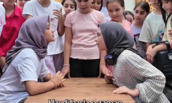 Eyüpsultan Müftülüğü'nden dikkat çeken 'Manifest' videosu! Çocuklara karşılıklı atışma yaptırıldı