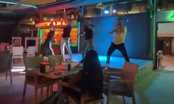 Marmaris’te turistleri eğlendiren şov sosyal medyada gündem oldu
