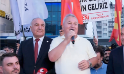 Cemal Enginyurt, parti değiştiren isimlere sert tepki gösterirken; kendi siyasi geçmişi yeniden gündeme geldi