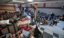 İsrail "güvenlik" bahanesiyle Gazze'de binlerce hastayı sınırdan bırakmıyor