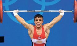 3 Olimpiyat şampiyonu efsane halterci Halil Mutlu'nun haltere başlama hikayesi