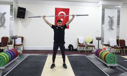 Milli halterci Yusuf Fehmi Genç kariyerinde yeni şampiyonluklar ve olimpiyat madalyası hedefliyor