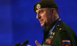 Türkiye sınırına hava saldırısı düzenleyen İsrail'e Rusya'dan uyarı!